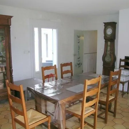 Ferienhaus House - Grande Maison - Piscine- Wifi- Proche Plage Et Centre -acces Direct A La Piste Cyclable-