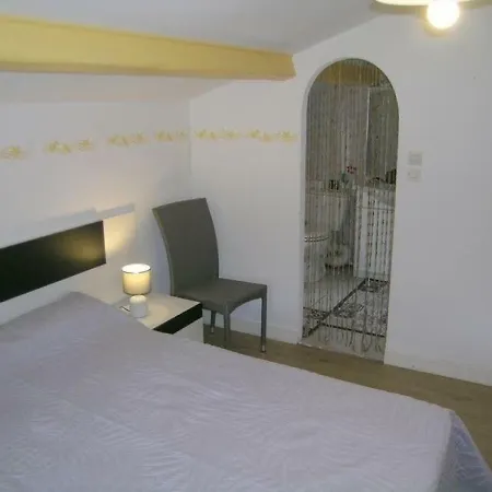 Ferienhaus House - Grande Maison - Piscine- Wifi- Proche Plage Et Centre -acces Direct A La Piste Cyclable-