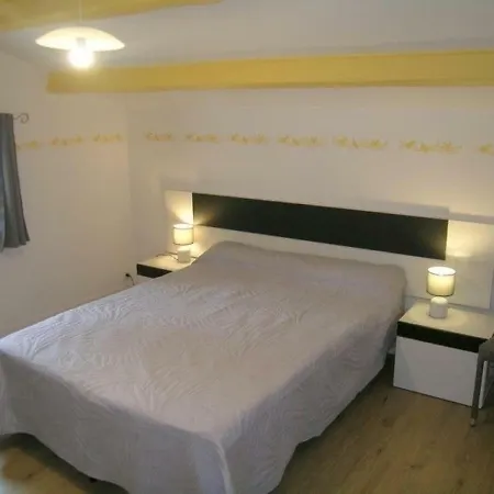 House - Grande Maison - Piscine- Wifi- Proche Plage Et Centre -acces Direct A La Piste Cyclable- * La Tremblade
