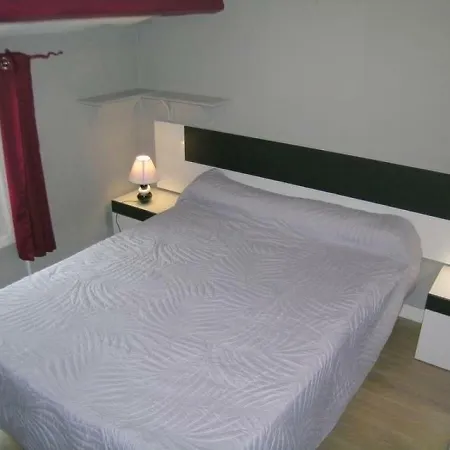 House - Grande Maison - Piscine- Wifi- Proche Plage Et Centre -acces Direct A La Piste Cyclable- La Tremblade